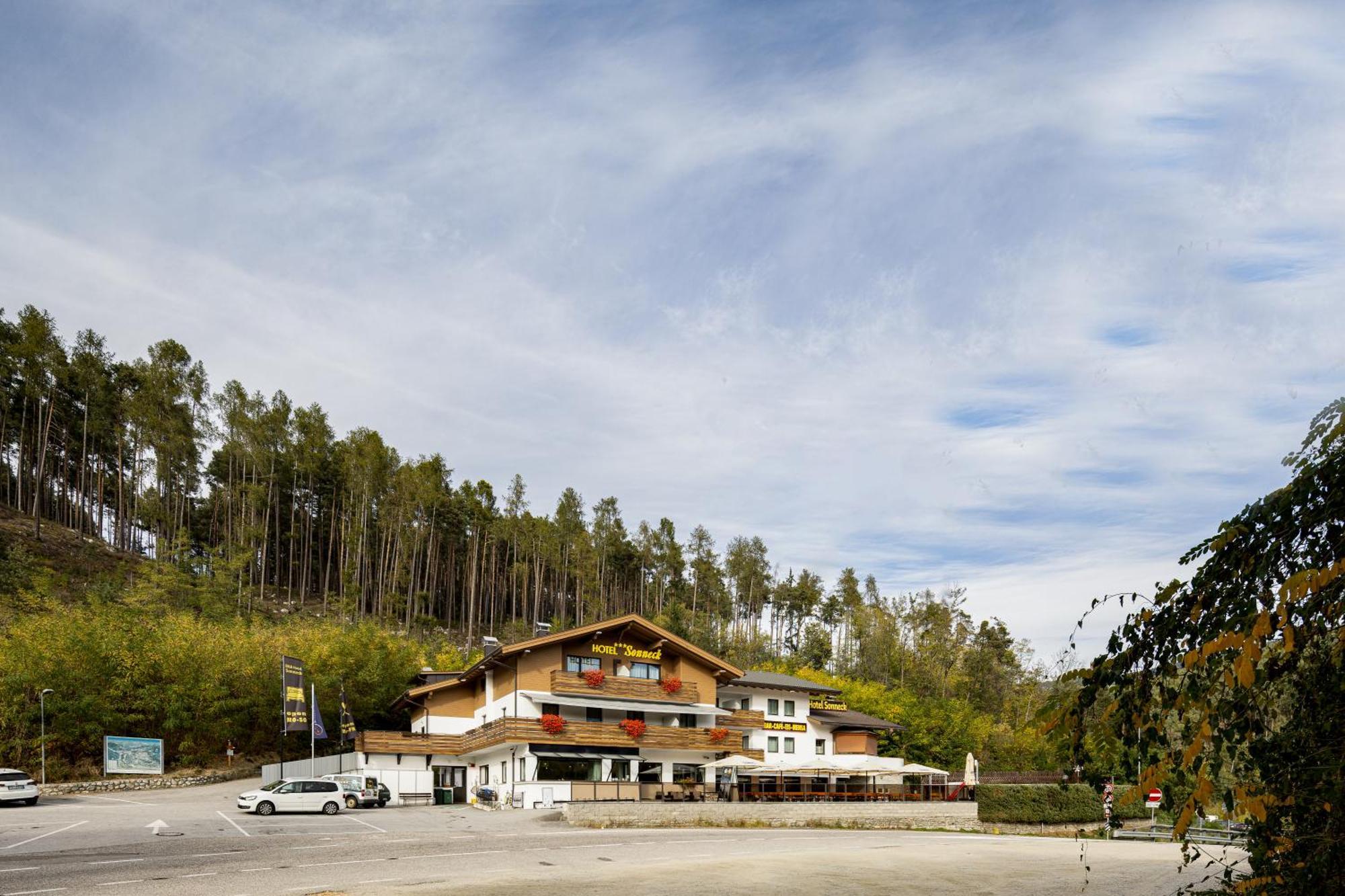 B&B Hotel Sonneck Natz-Schabs 外观 照片